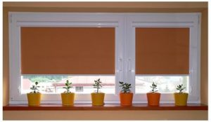 Тканевые ролеты на окна: лишь один из способов защиты от солнца и любопытных взглядов