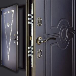 Особенности входных металлических дверей
