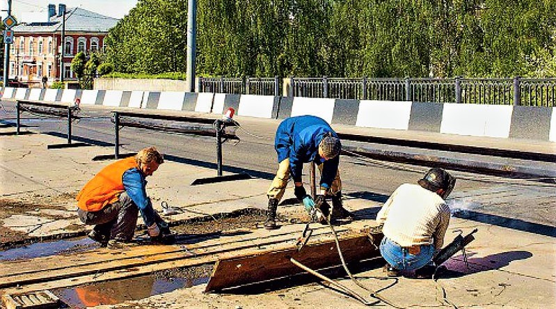 В помощь региональным строителям